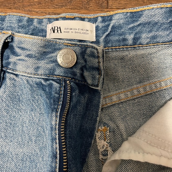 Zara High-rise Wide Leg Jeans - Picture 2 of 3